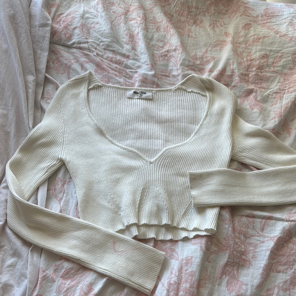 Cream Ribbed Knit V-Neck Top